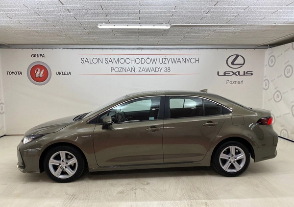 Toyota Corolla cena 69900 przebieg: 101858, rok produkcji 2019 z Przedbórz małe 154